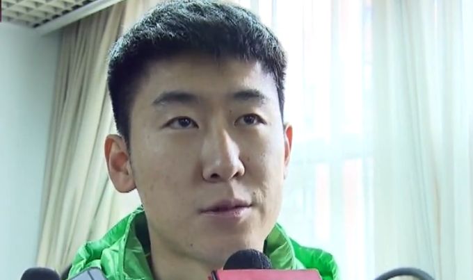 日前，该片发布一组台词海报，凶恶反派猖狂叫嚣危险升级，盲眼捉刀人不畏权贵替天行道，一场正邪较量徐徐拉开帷幕